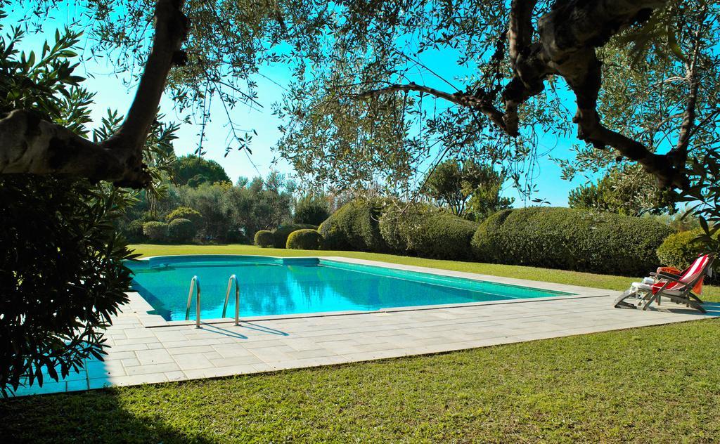 Villa Dh Epavlis Rio Esterno foto