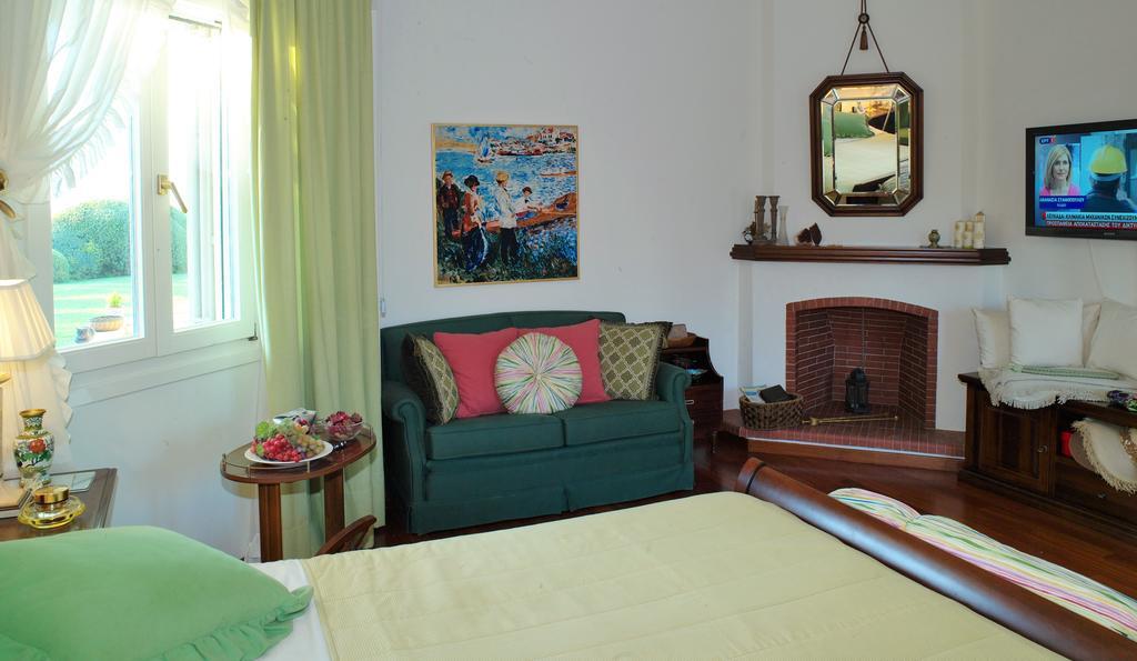 Villa Dh Epavlis Rio Esterno foto