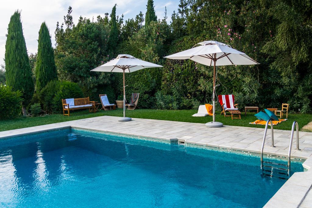 Villa Dh Epavlis Rio Esterno foto